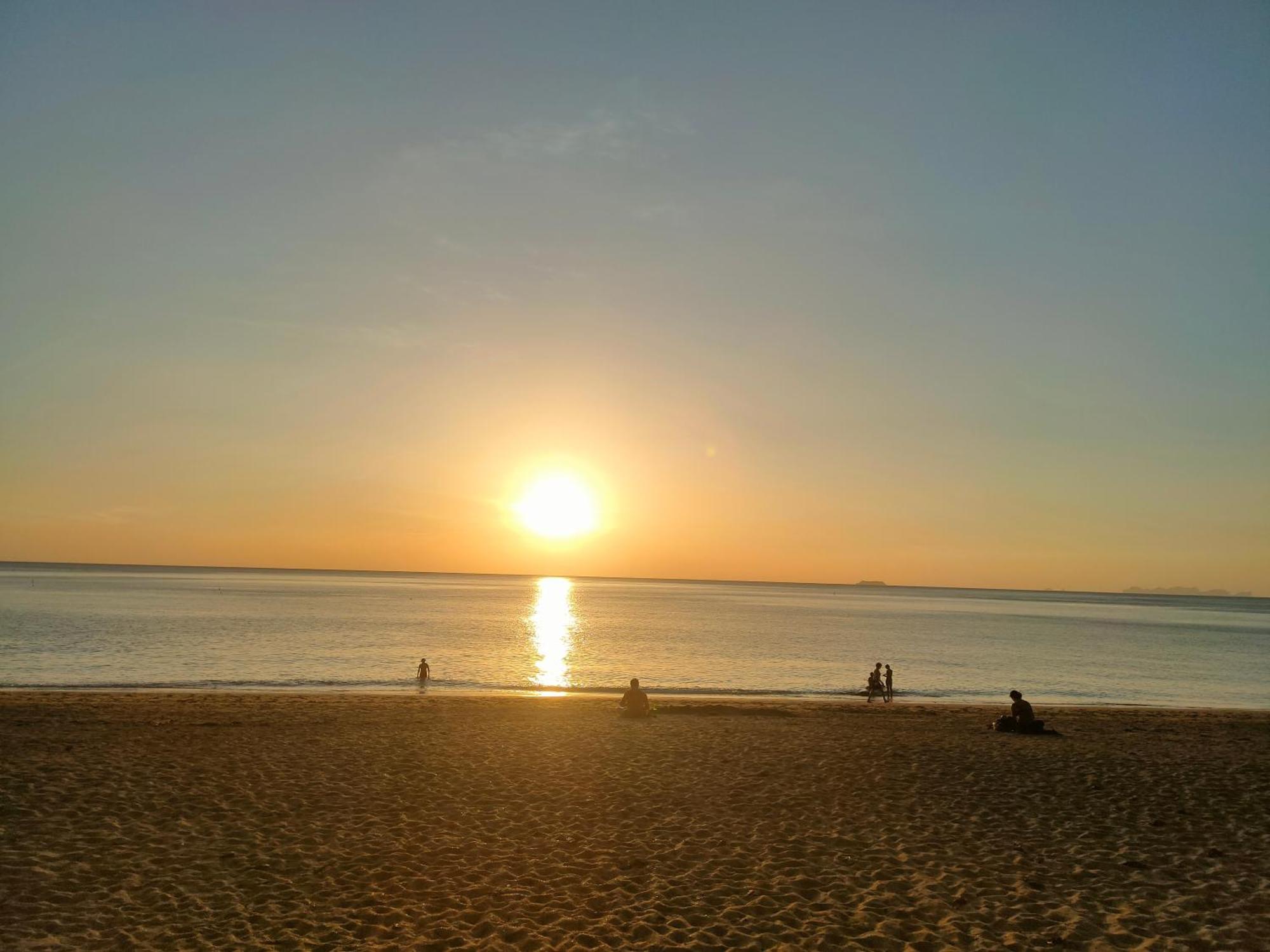 Row House Long Beach Krabi Luaran gambar