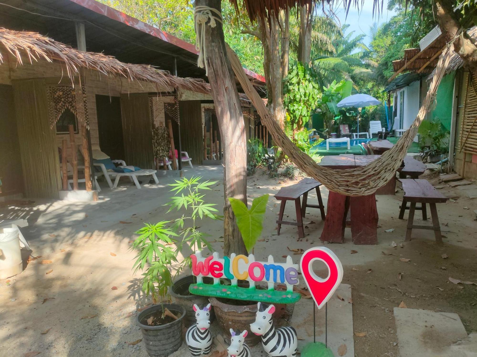Row House Long Beach Krabi Luaran gambar