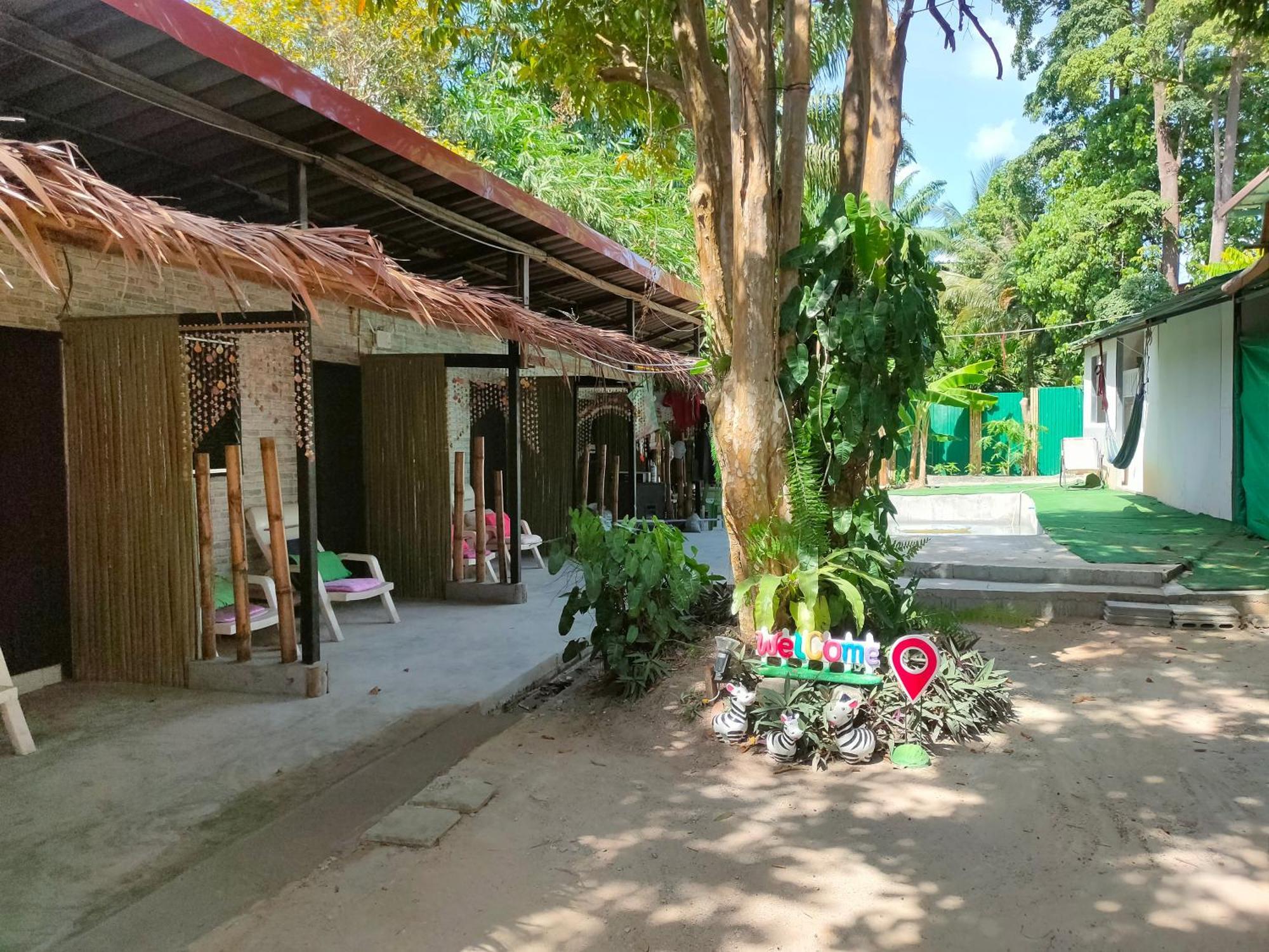 Row House Long Beach Krabi Luaran gambar